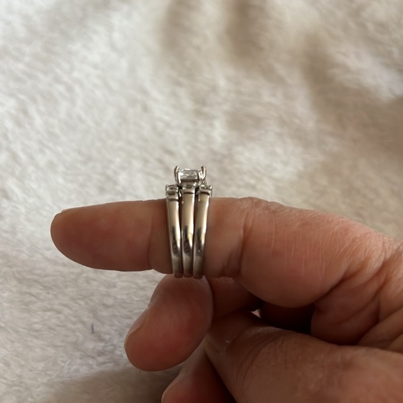 Elegant Sterling Silver-Engagement & Wedding Ring Set – Princess Cut & Round CZ - Picture 2 of 5